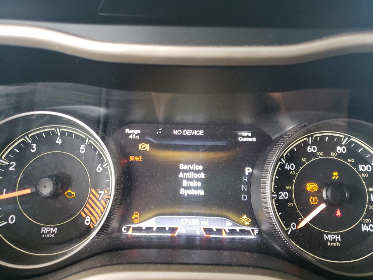 Photo 8 from auction – 2014 JEEP CHEROKEE L with VIN 1C4PJLDS4EW200201