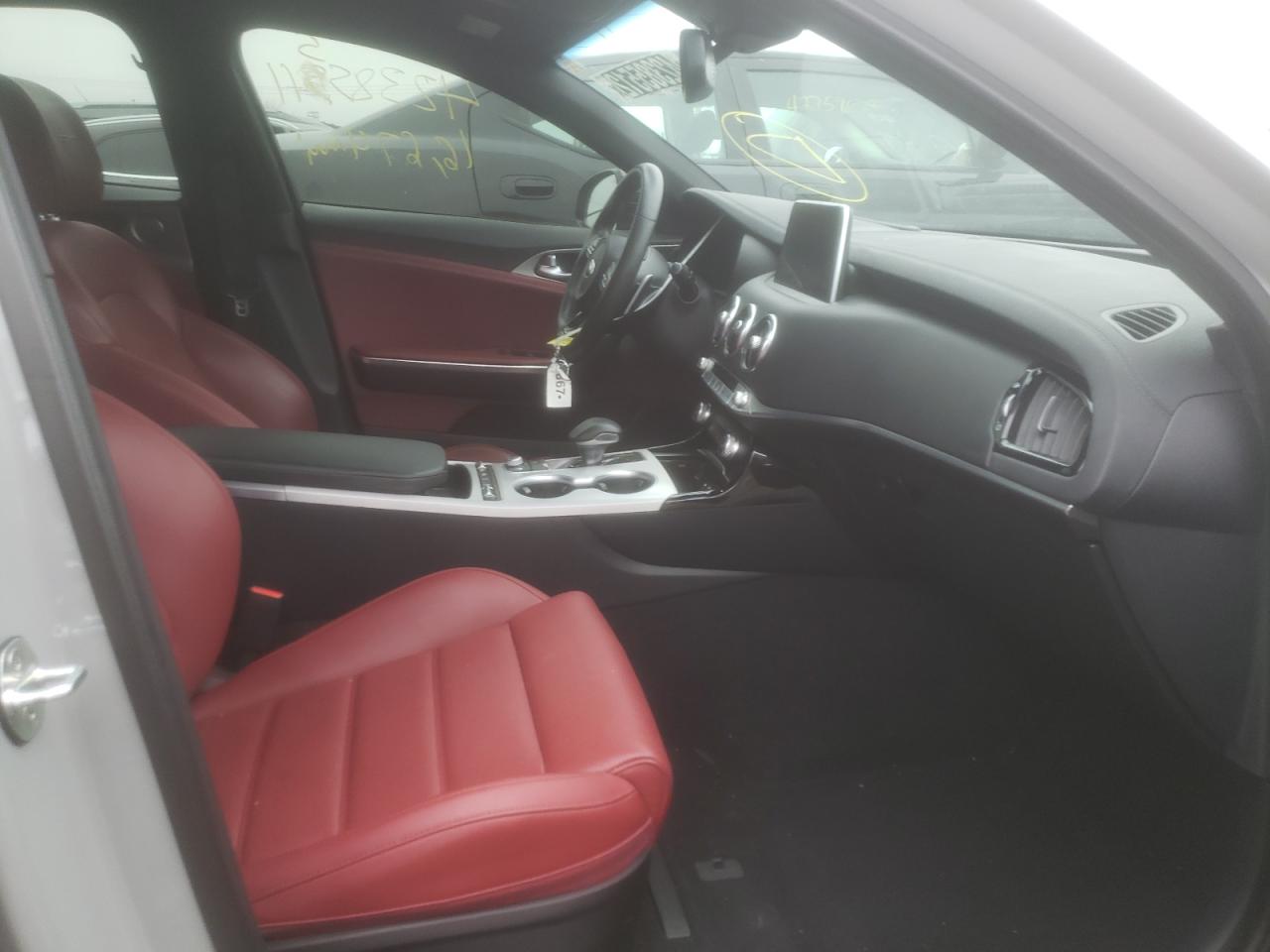 Photo 5 from auction – 2019 KIA STINGER GT with VIN KNAE55LC6K6042762