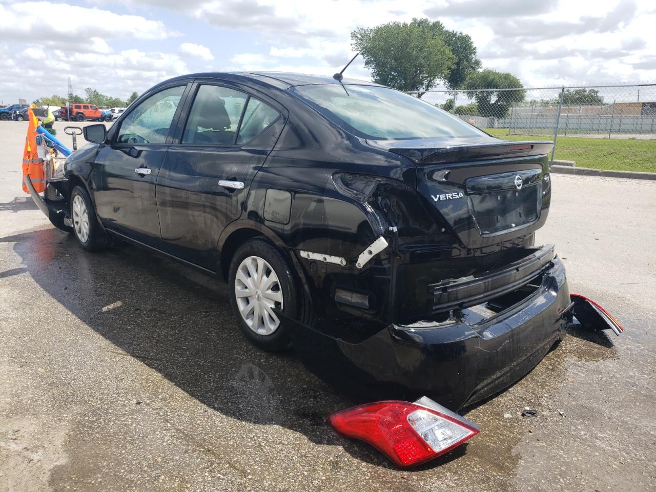 Photo 3 from auction – 2019 NISSAN VERSA S with VIN 3N1CN7AP7KL851398