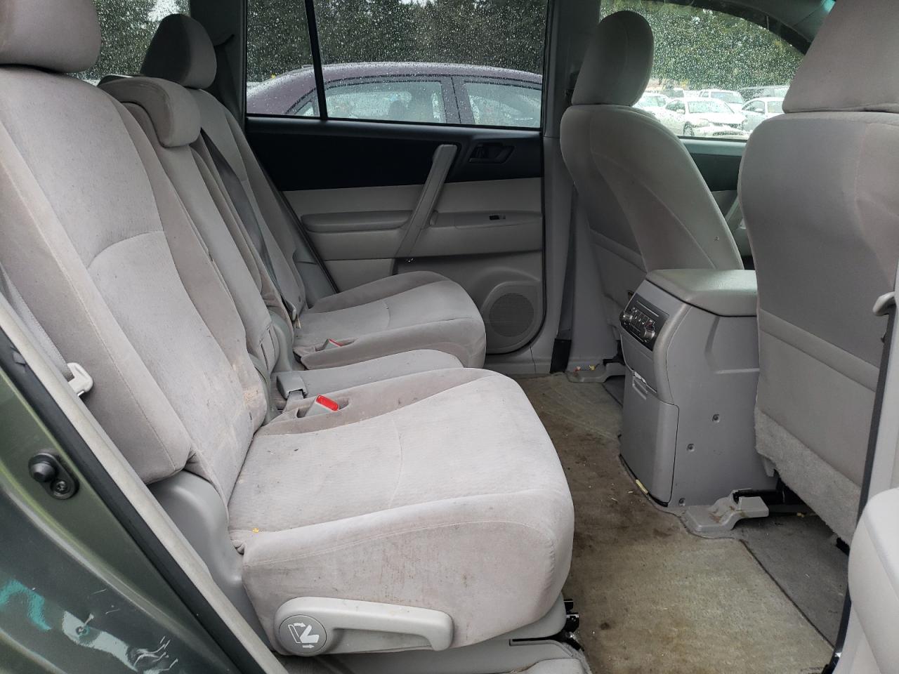 Photo 6 from auction – 2010 TOYOTA HIGHLANDER with VIN JTEBK3EH6A2154524