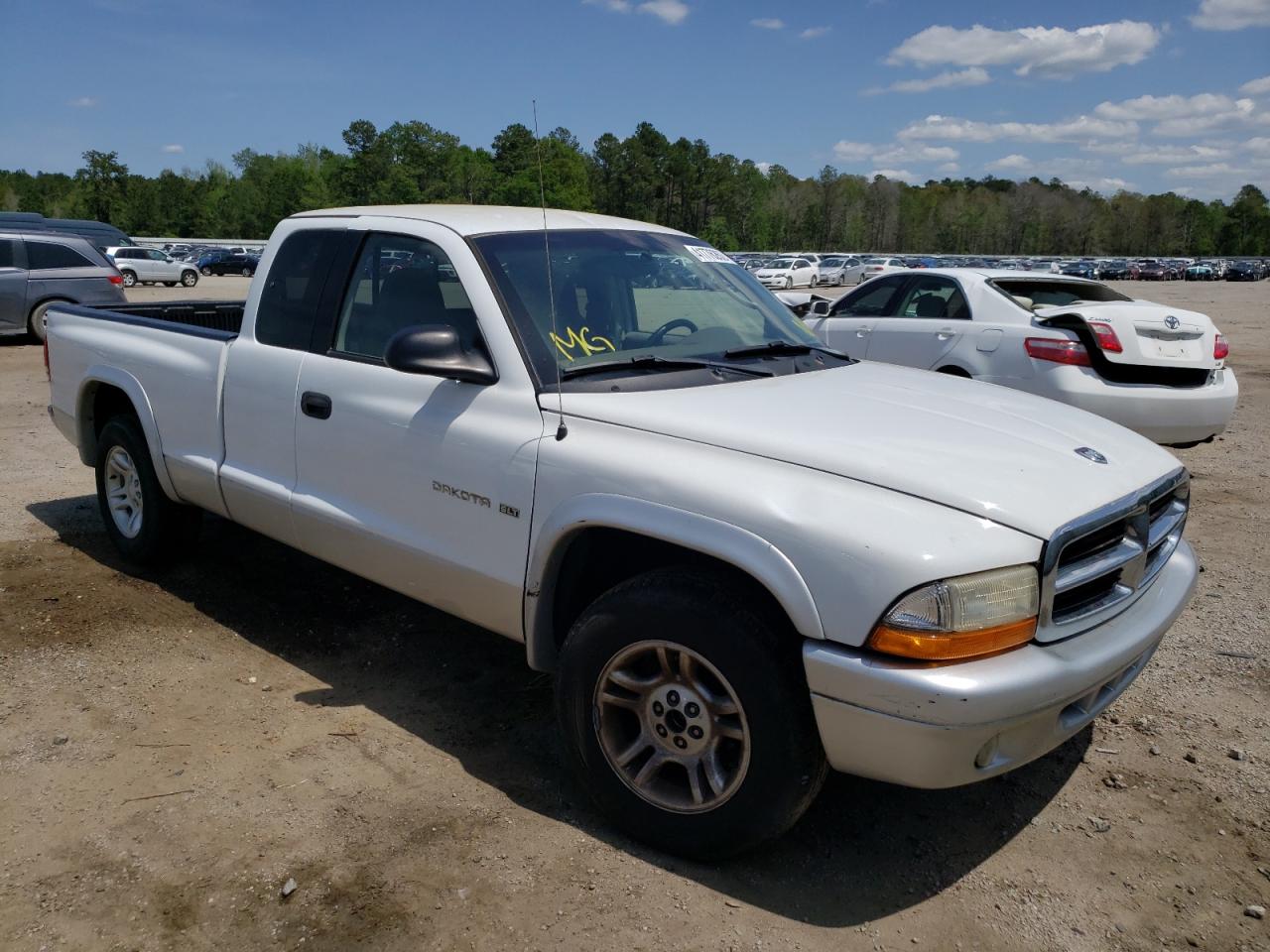 DODGE DAKOTA SLT 2002 with VIN 1B7GL42N92S726338 - Photo from auction
