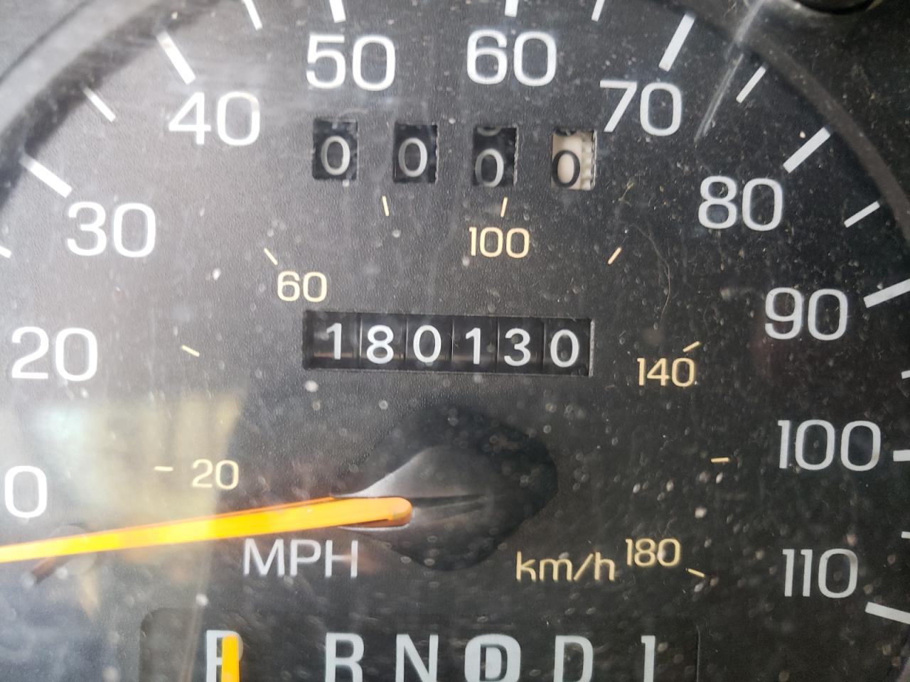 Photo 8 from auction – 1996 FORD TAURUS GL with VIN 1FALP52U4TA124928