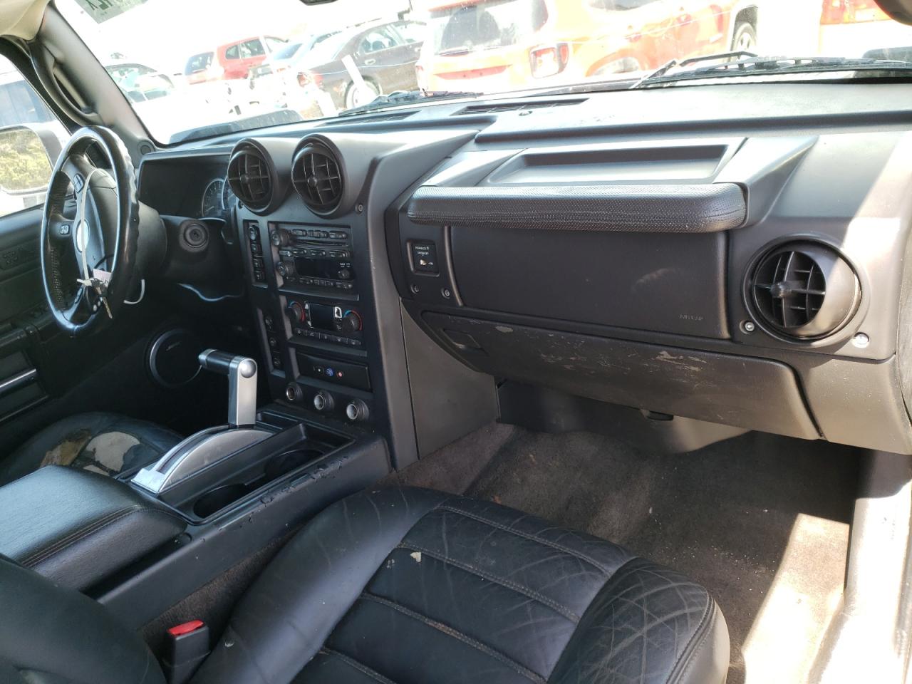 Photo 9 from auction – 2005 HUMMER H2 with VIN 5GRGN23U65H103781