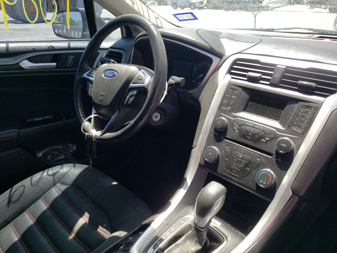 Photo 9 from auction – 2016 FORD FUSION SE with VIN 3FA6P0H71GR113916