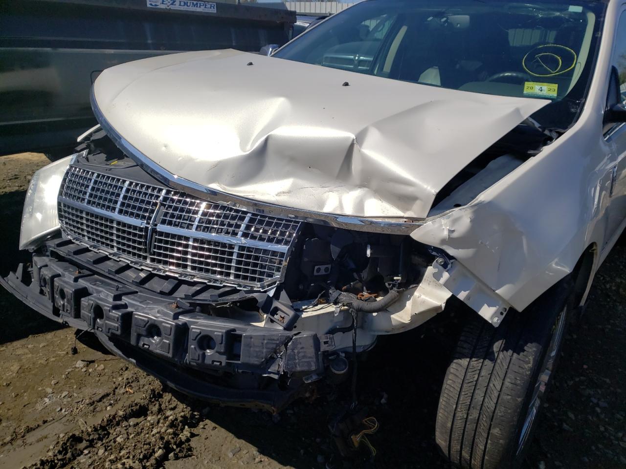Photo 9 from auction – 2008 LINCOLN MKX with VIN 2LMDU88C98BJ02992