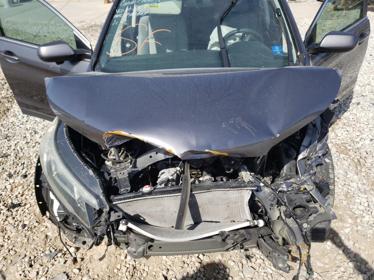 Photo 7 from auction – 2016 HONDA CR-V EX with VIN 2HKRM3H51GH503417