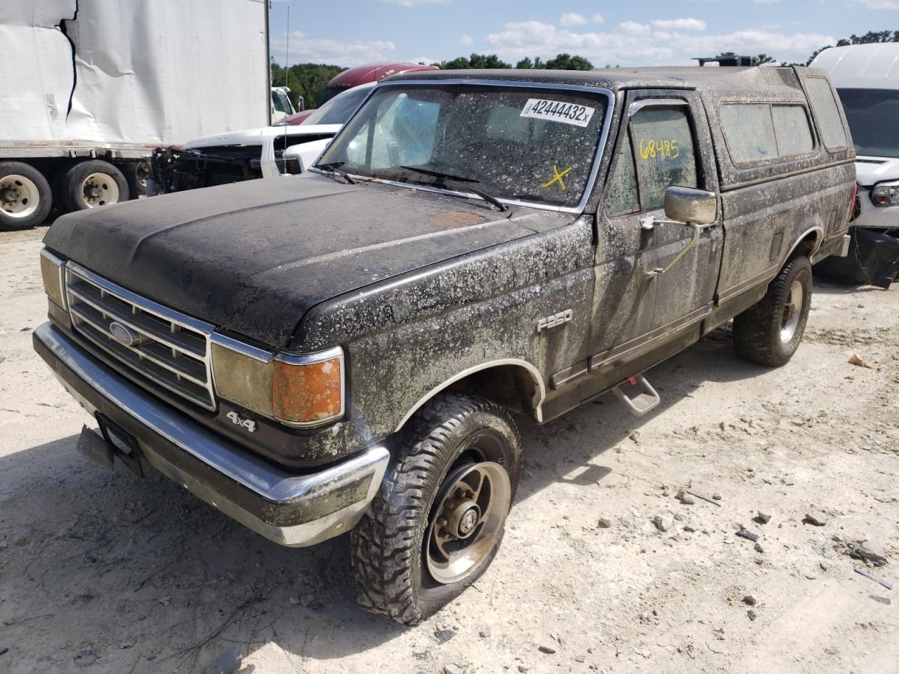 Photo 2 from auction – 1987 FORD F250 with VIN 1FTHF26L5HNA89271