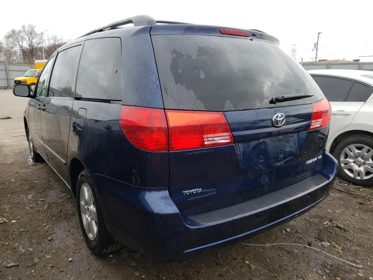 Photo 3 from auction – 2004 TOYOTA SIENNA CE with VIN 5TDZA23C34S033213