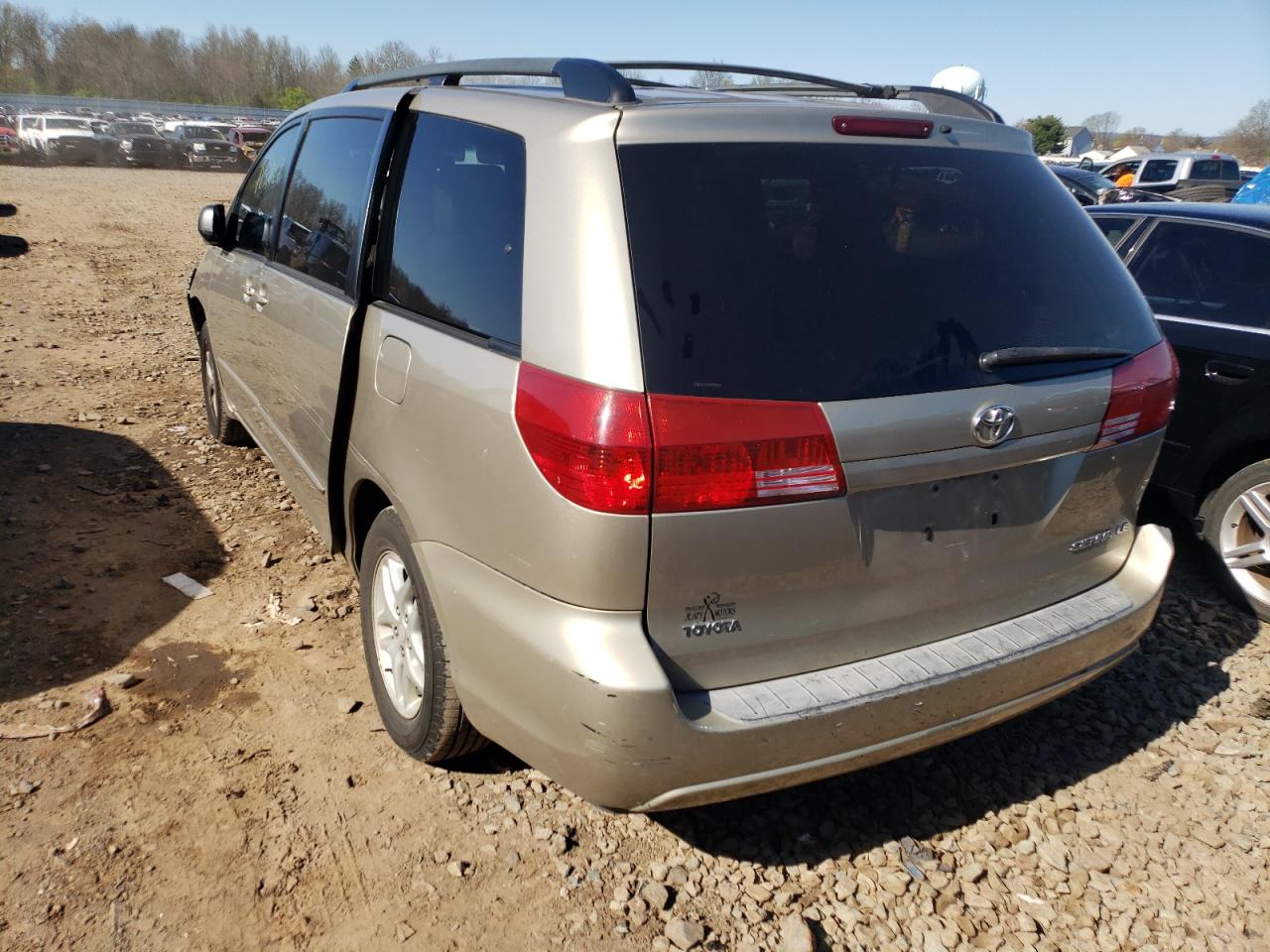Photo 3 from auction – 2005 TOYOTA SIENNA CE with VIN 5TDZA23C35S258491
