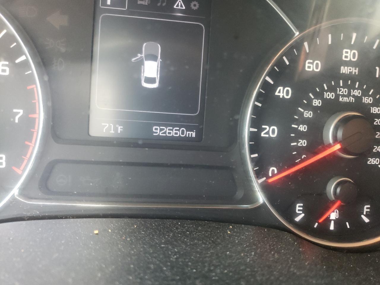 Photo 8 from auction – 2018 KIA FORTE LX with VIN 3KPFL4A70JE164295