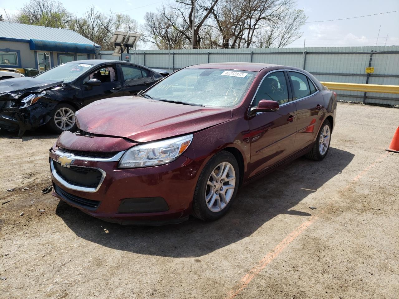 Photo 2 from auction – 2015 CHEVROLET MALIBU 1LT with VIN 1G11C5SL2FF354990