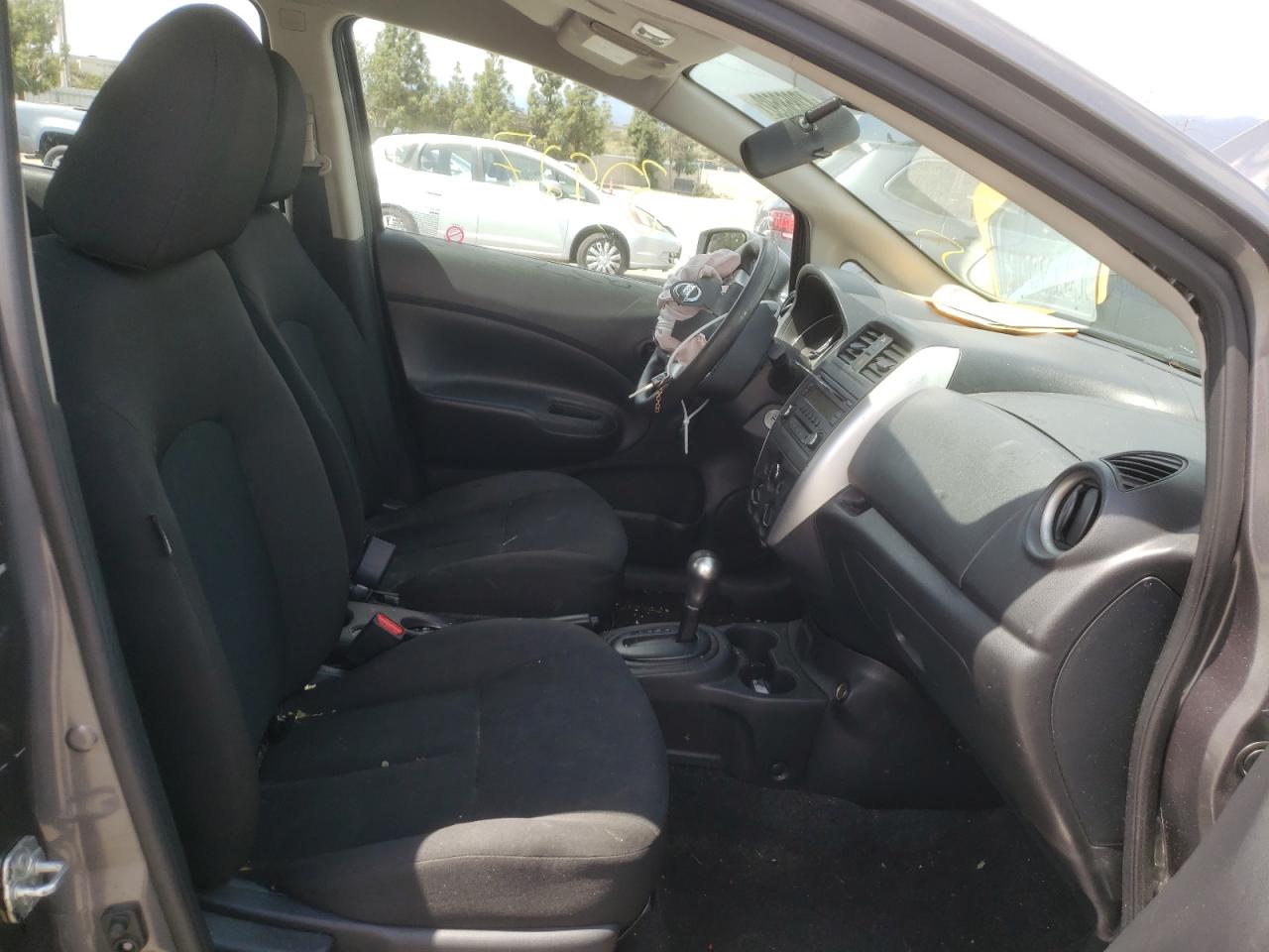 Photo 5 from auction – 2018 NISSAN VERSA NOTE with VIN 3N1CE2CP4JL356333