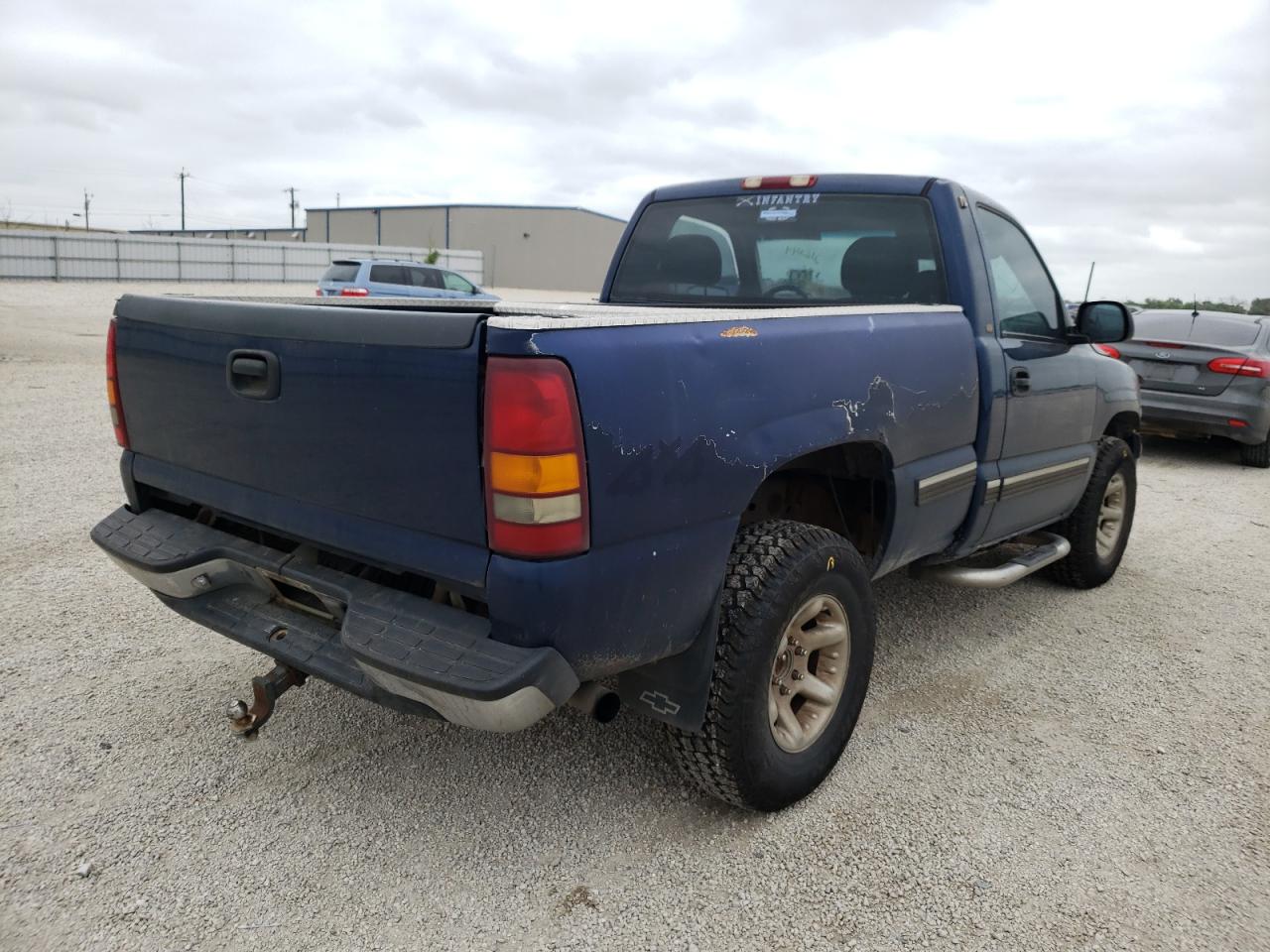 Photo 4 from auction – 2001 CHEVROLET SILVERADO with VIN 1GCEK14WX1Z320671