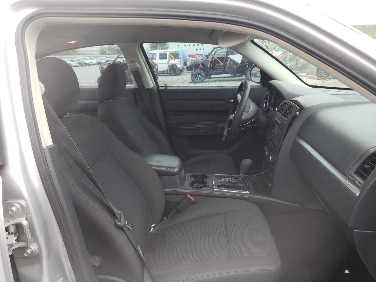 Photo 5 from auction – 2008 DODGE CHARGER with VIN 2B3KA43G98H310257