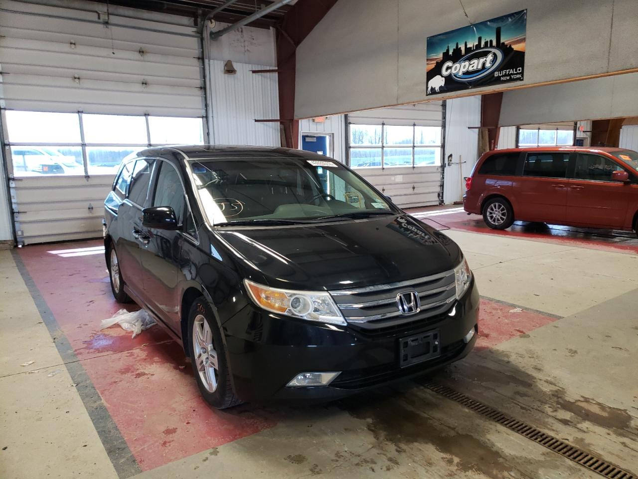 HONDA ODYSSEY TO 2012 with VIN 5FNRL5H94CB004332 - Photo from auction