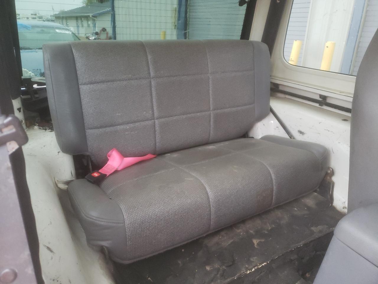 Photo 6 from auction – 1997 JEEP WRANGLER / with VIN 1J4FY19S3VP502197