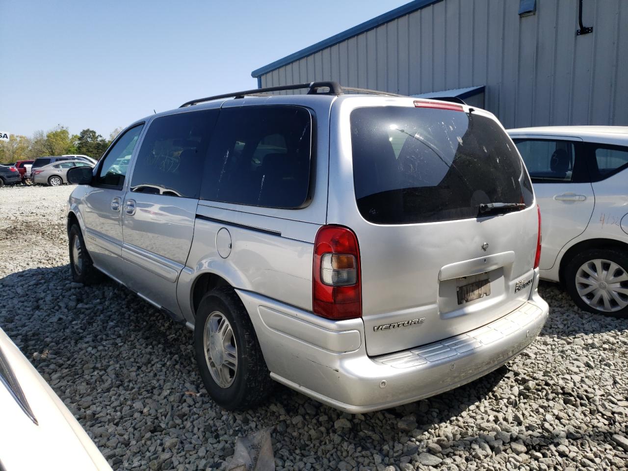 Photo 3 from auction – 2003 CHEVROLET VENTURE LU with VIN 1GNDX13E73D122045