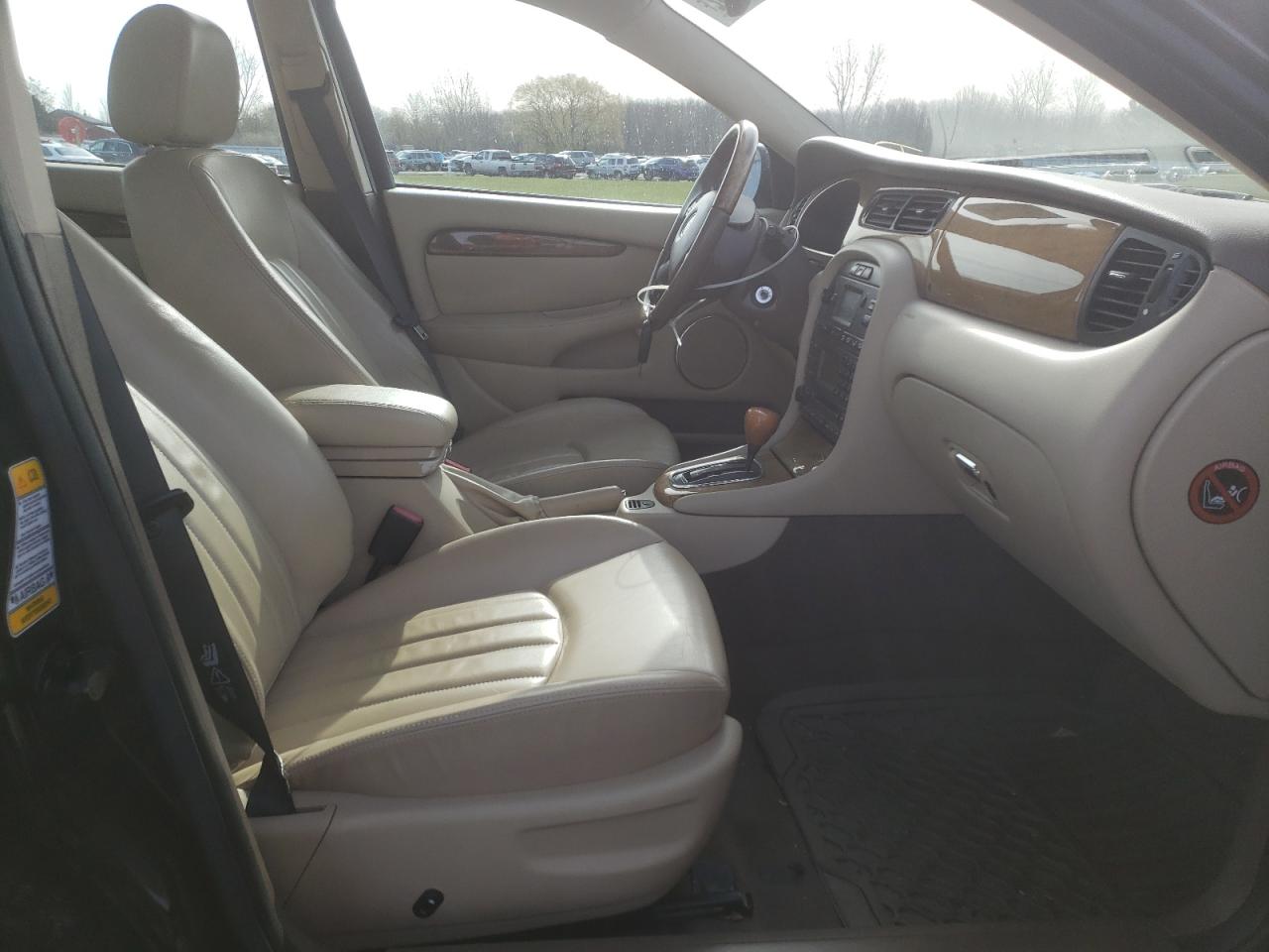 Photo 5 from auction – 2004 JAGUAR X-TYPE 3.0 with VIN SAJEA51C34WD96408