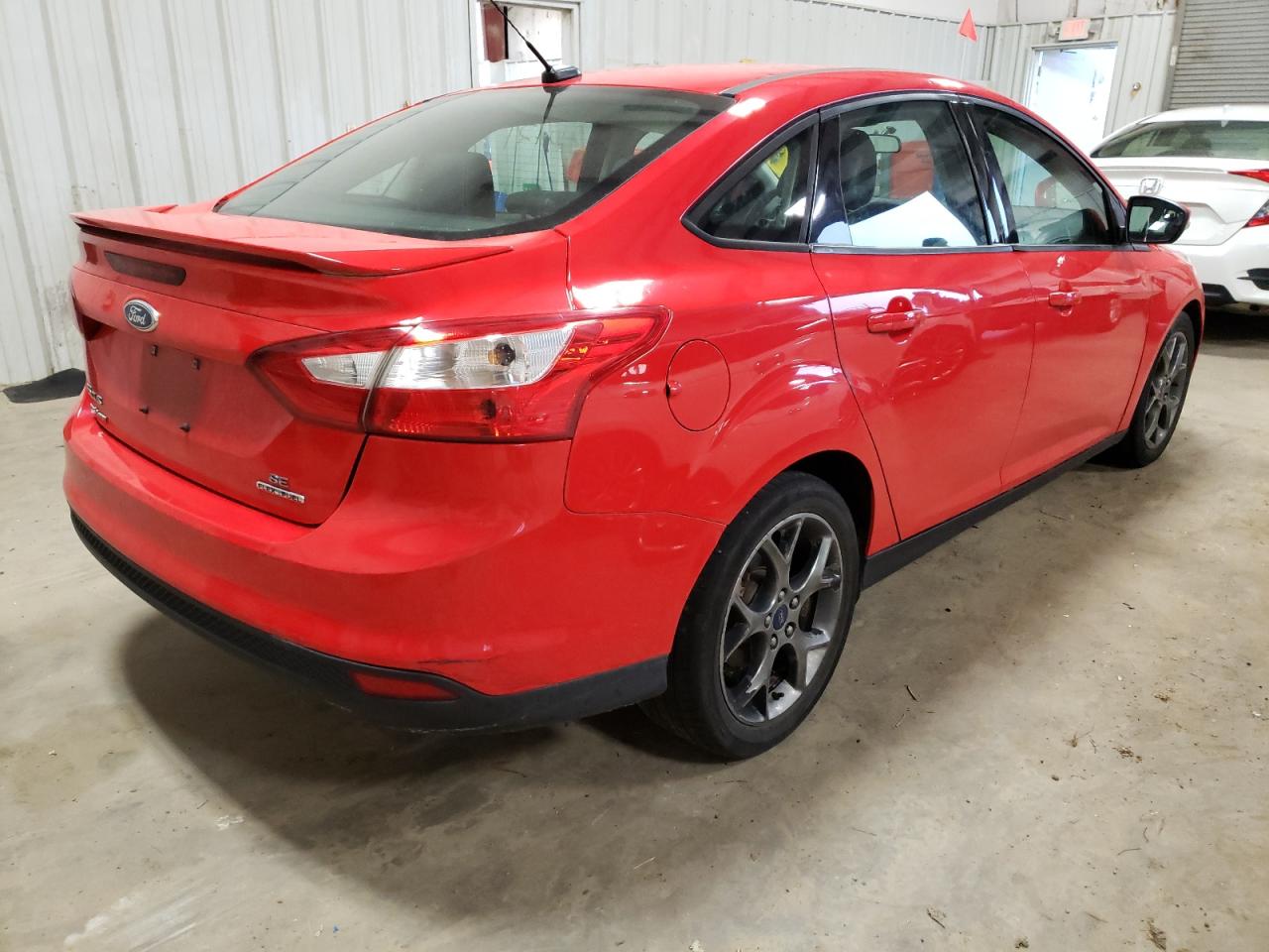 Photo 4 from auction – 2013 FORD FOCUS SE with VIN 1FADP3F2XDL320458