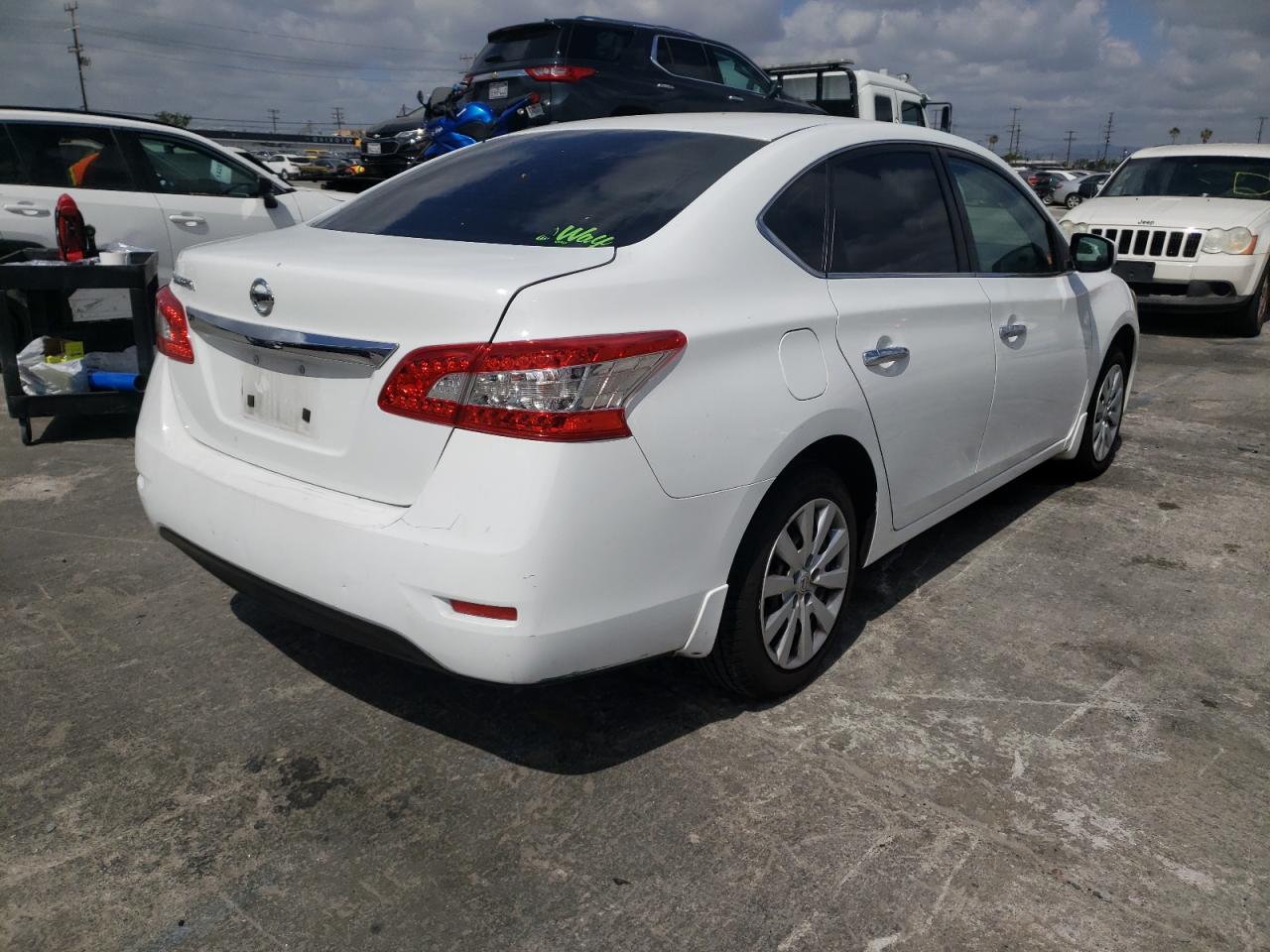 Photo 4 from auction – 2015 NISSAN SENTRA S with VIN 3N1AB7AP1FY366148