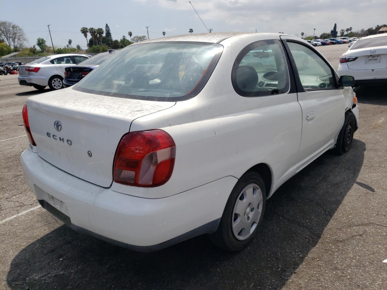 Photo 4 from auction – 2002 TOYOTA ECHO with VIN JTDAT123820251036