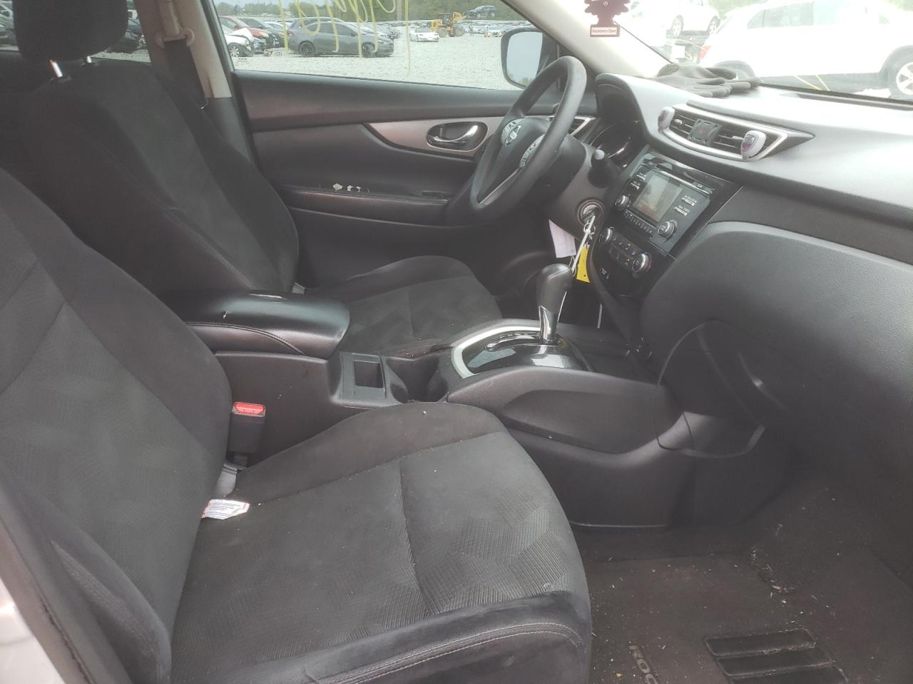 Photo 5 from auction – 2016 NISSAN ROGUE S with VIN 5N1AT2MV0GC734865