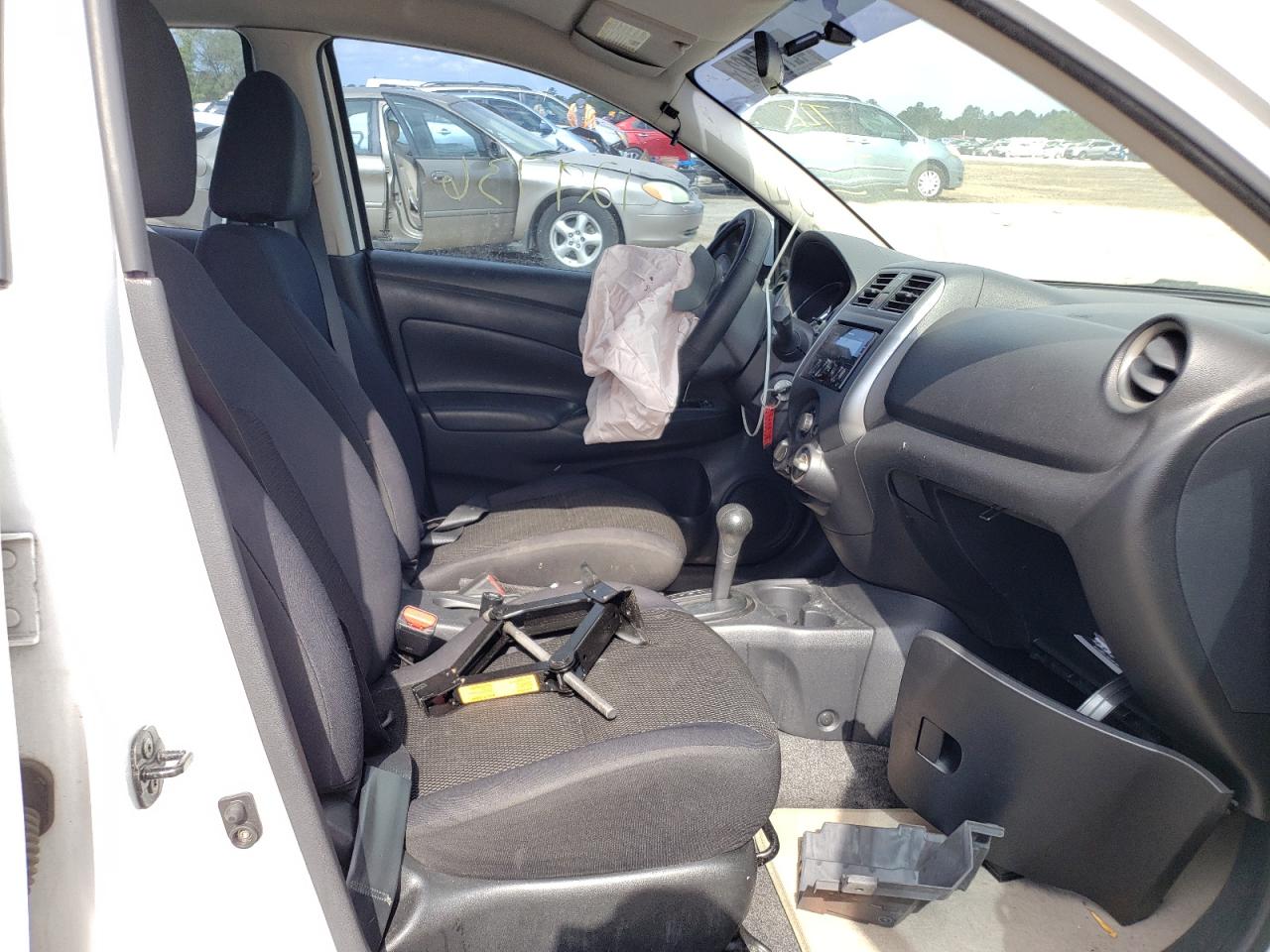 Photo 5 from auction – 2012 NISSAN VERSA S with VIN 3N1CN7AP2CL855425