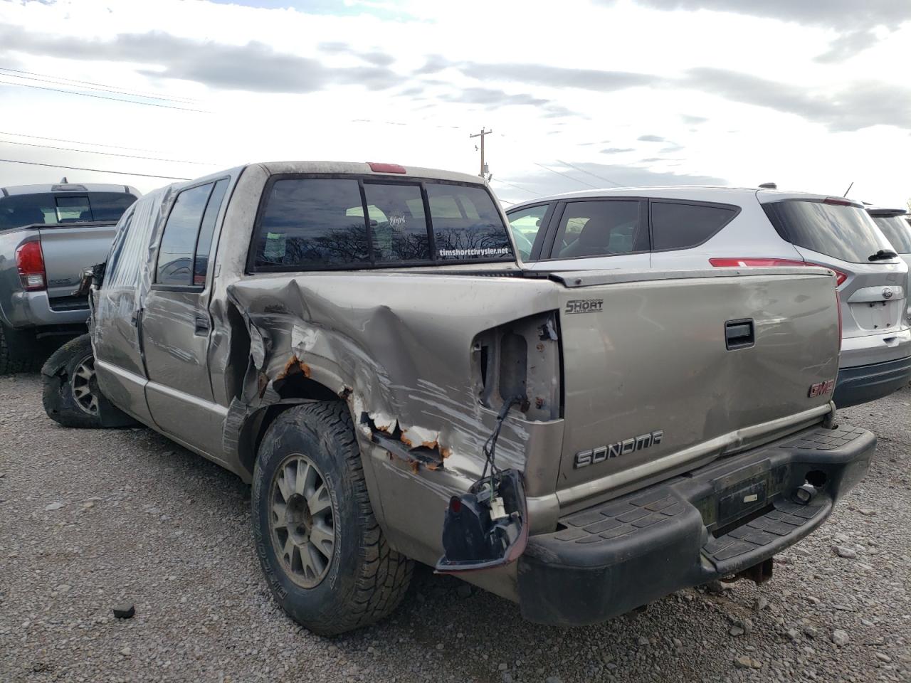 Photo 3 from auction – 2002 GMC SONOMA with VIN 1GTDT13W52K160560