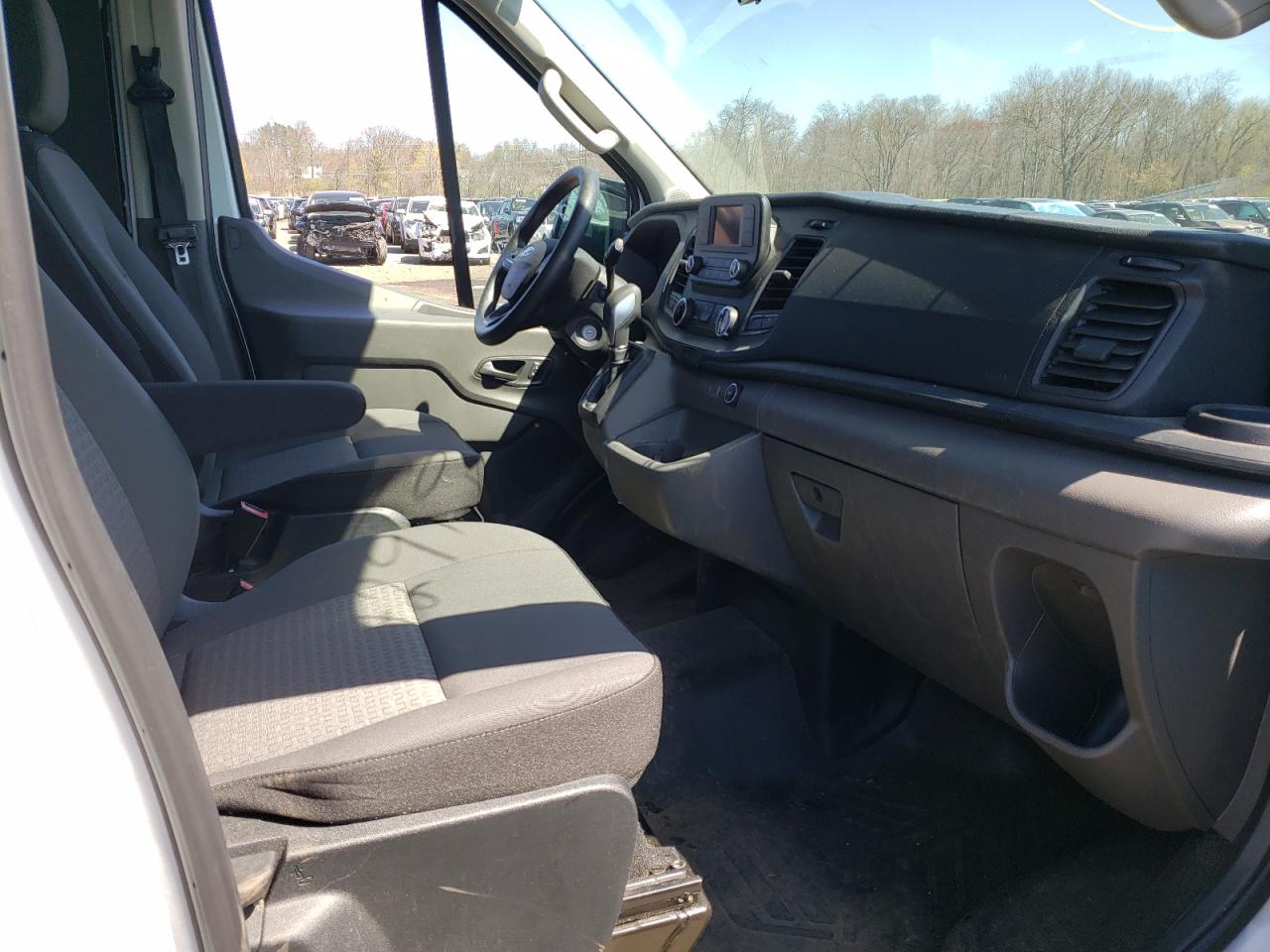 Photo 5 from auction – 2021 FORD TRANSIT T- with VIN 1FTBR2C85MKA48633