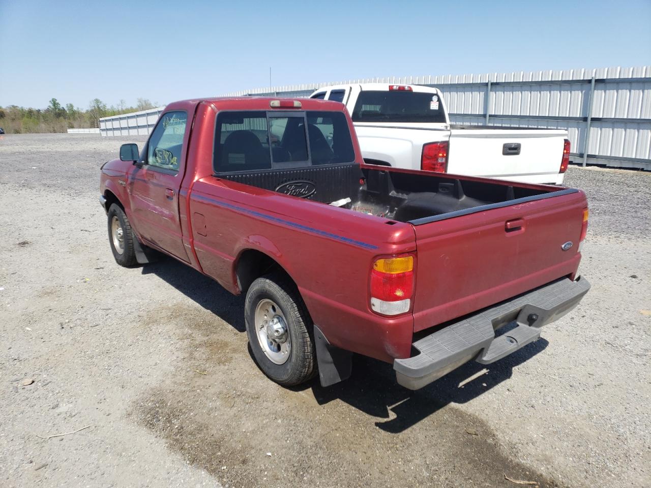 Photo 3 from auction – 1998 FORD RANGER with VIN 1FTYR10X1WUD12602