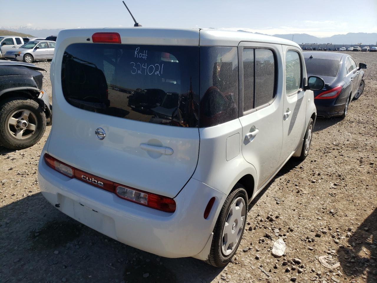 Photo 4 from auction – 2011 NISSAN CUBE BASE with VIN JN8AZ2KR0BT213165