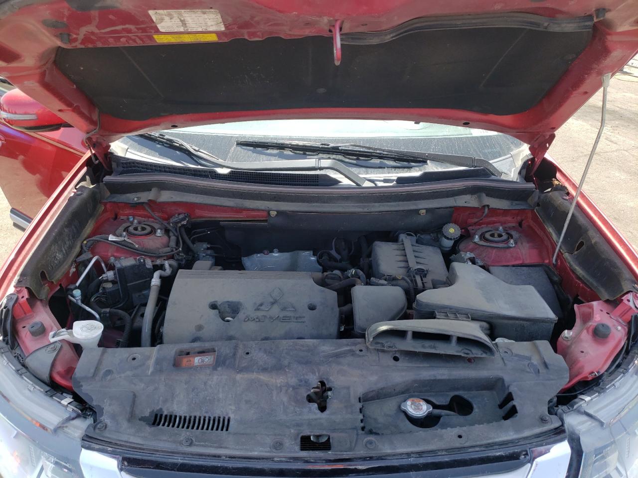 Photo 7 from auction – 2016 MITSUBISHI OUTLANDER with VIN JA4AD3A31GZ001595