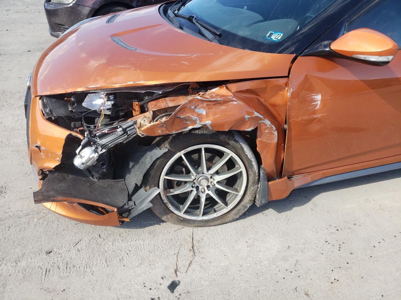 Photo 9 from auction – 2014 HYUNDAI VELOSTER T with VIN KMHTC6AEXEU205791