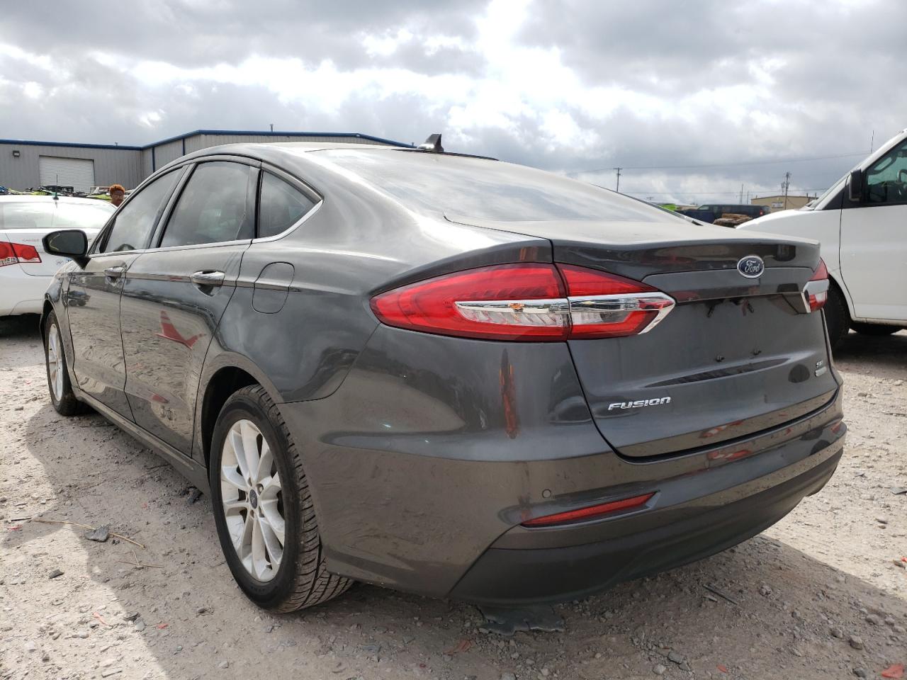 Photo 3 from auction – 2019 FORD FUSION SE with VIN 3FA6P0HD0KR198746