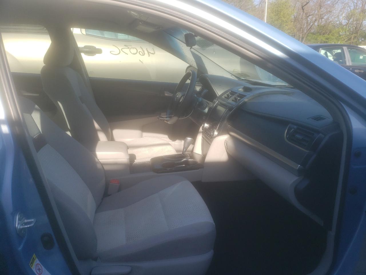 Photo 5 from auction – 2012 TOYOTA CAMRY BASE with VIN 4T4BF1FK7CR225956