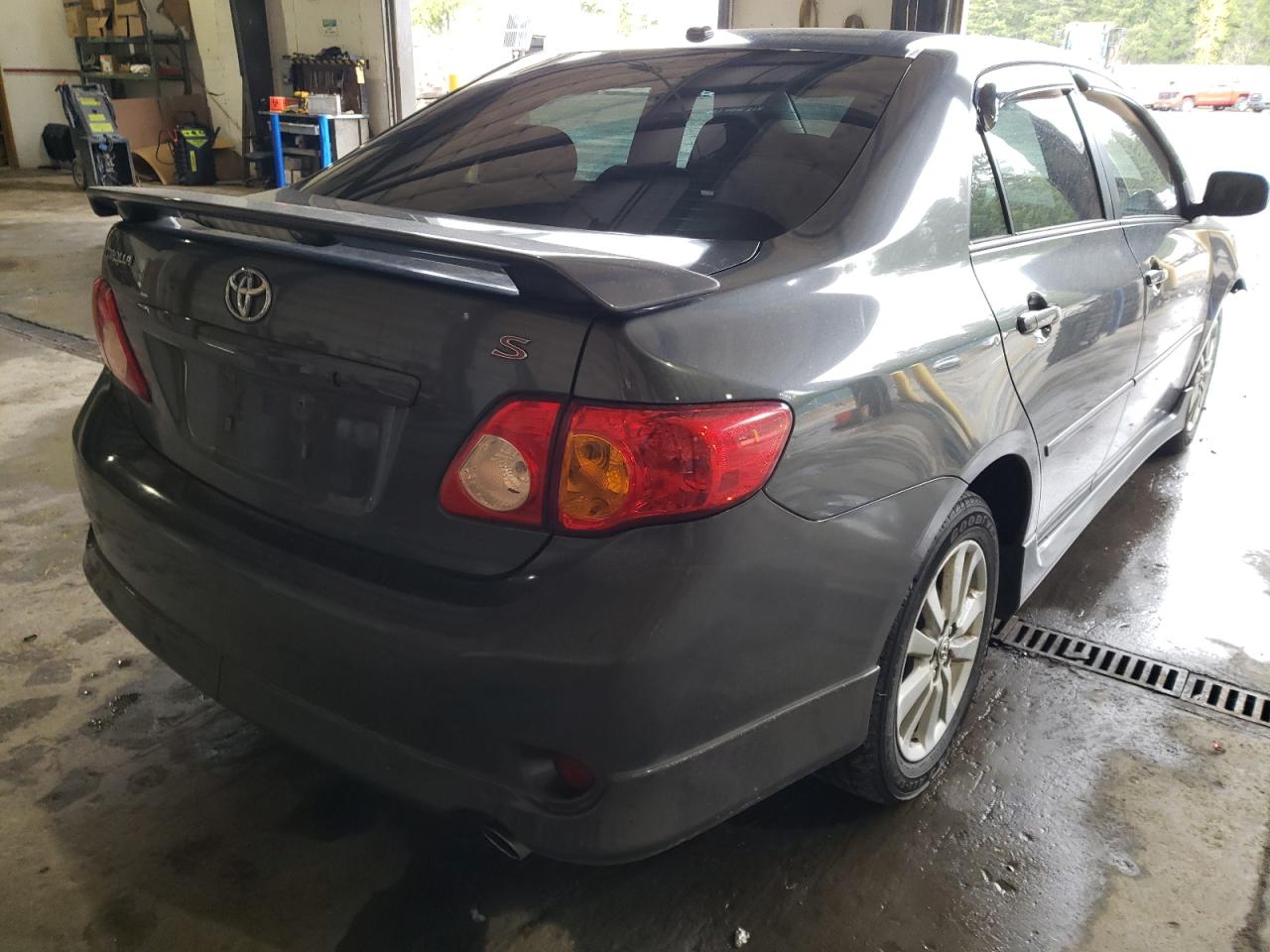 Photo 4 from auction – 2010 TOYOTA COROLLA BA with VIN 1NXBU4EE3AZ196577