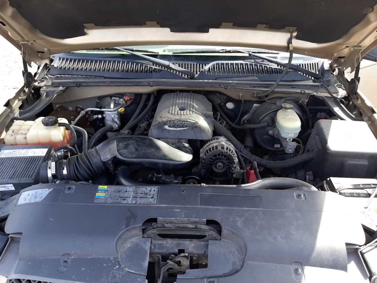 Photo 7 from auction – 2005 CHEVROLET SILVERADO with VIN 2GCEK19BX51162160
