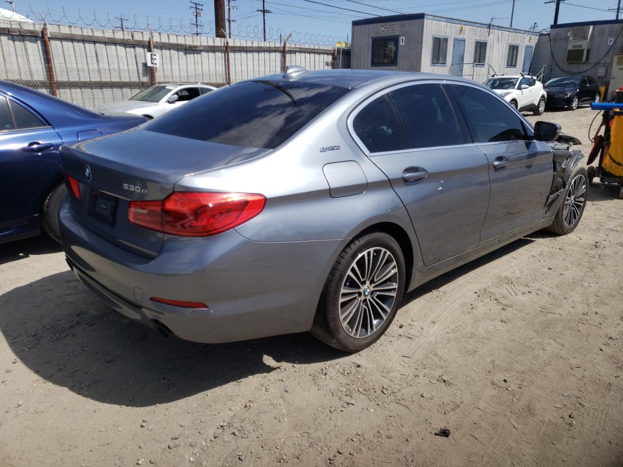 Photo 4 from auction – 2019 BMW 530E with VIN WBAJA9C57KB398681