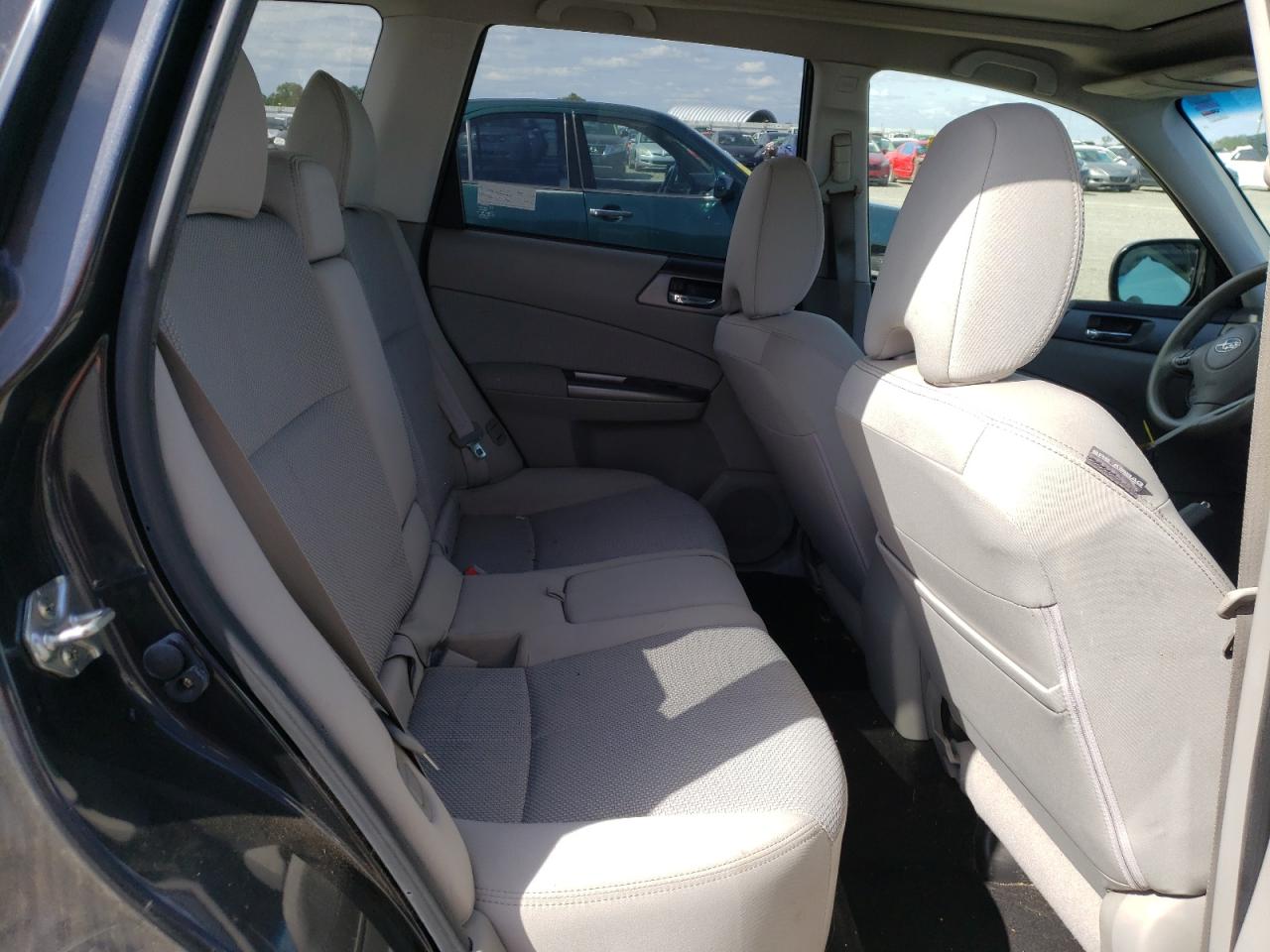 Photo 6 from auction – 2011 SUBARU FORESTER 2 with VIN JF2SHACC1BH763728