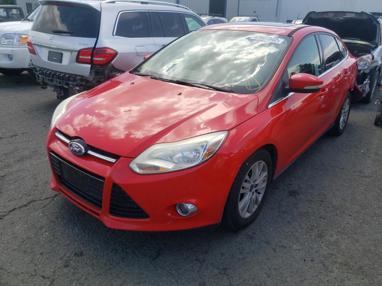 Photo 2 from auction – 2012 FORD FOCUS SEL with VIN 1FAHP3H29CL146704