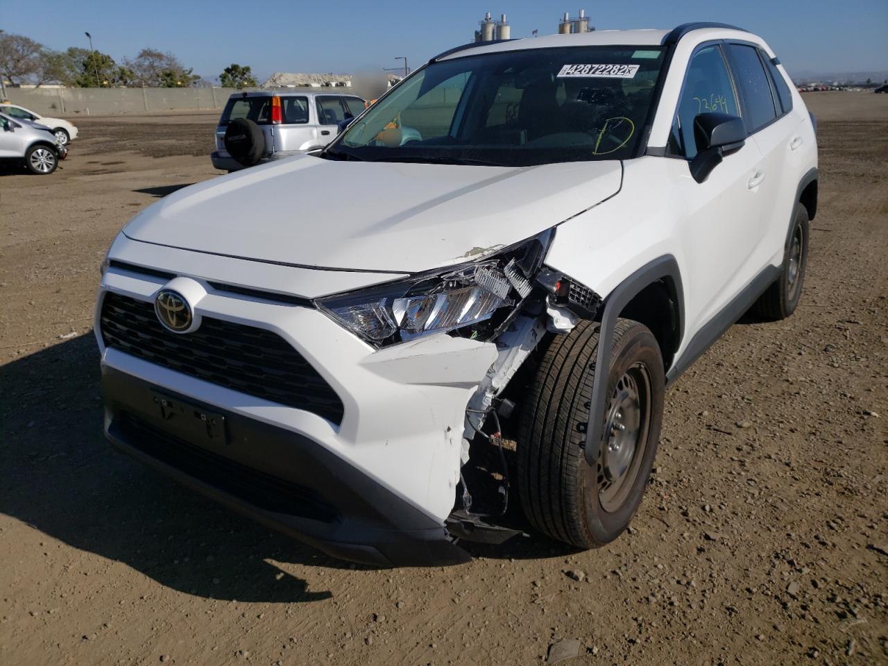 Photo 2 from auction – 2021 TOYOTA RAV4 LE with VIN 2T3H1RFV2MW121377