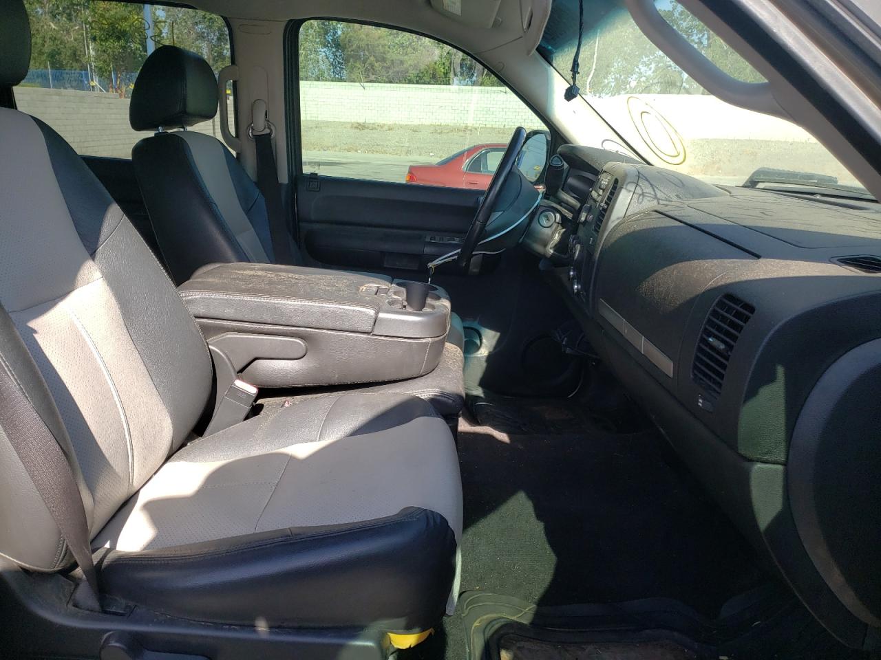 Photo 5 from auction – 2009 GMC SIERRA K15 with VIN 3GTEK23329G193617