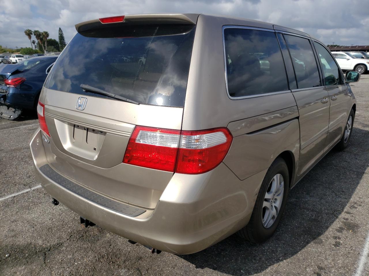 Photo 4 from auction – 2007 HONDA ODYSSEY EX with VIN 5FNRL38717B051472
