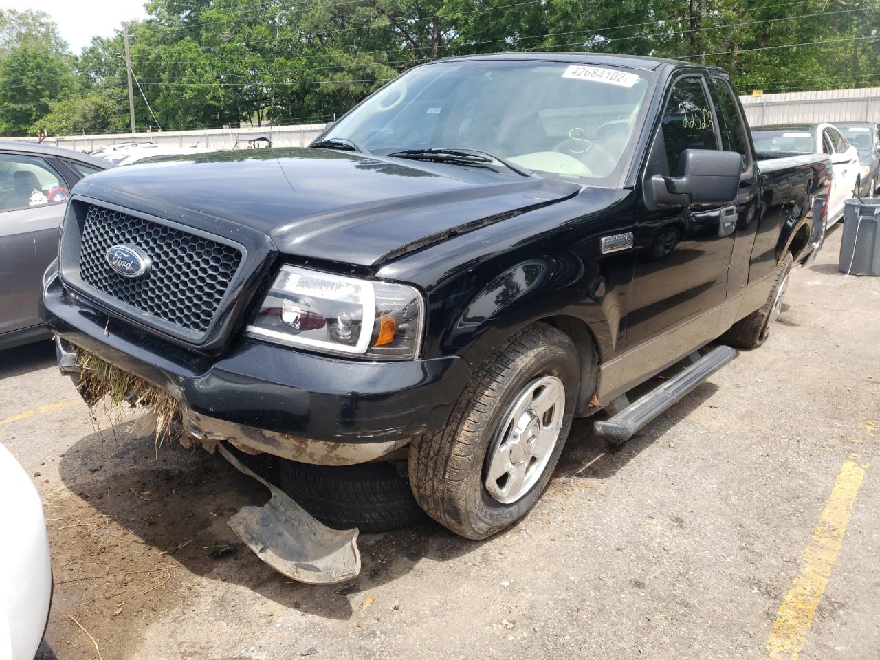 Photo 2 from auction – 2004 FORD F150 with VIN 1FTRF12W84NA86793