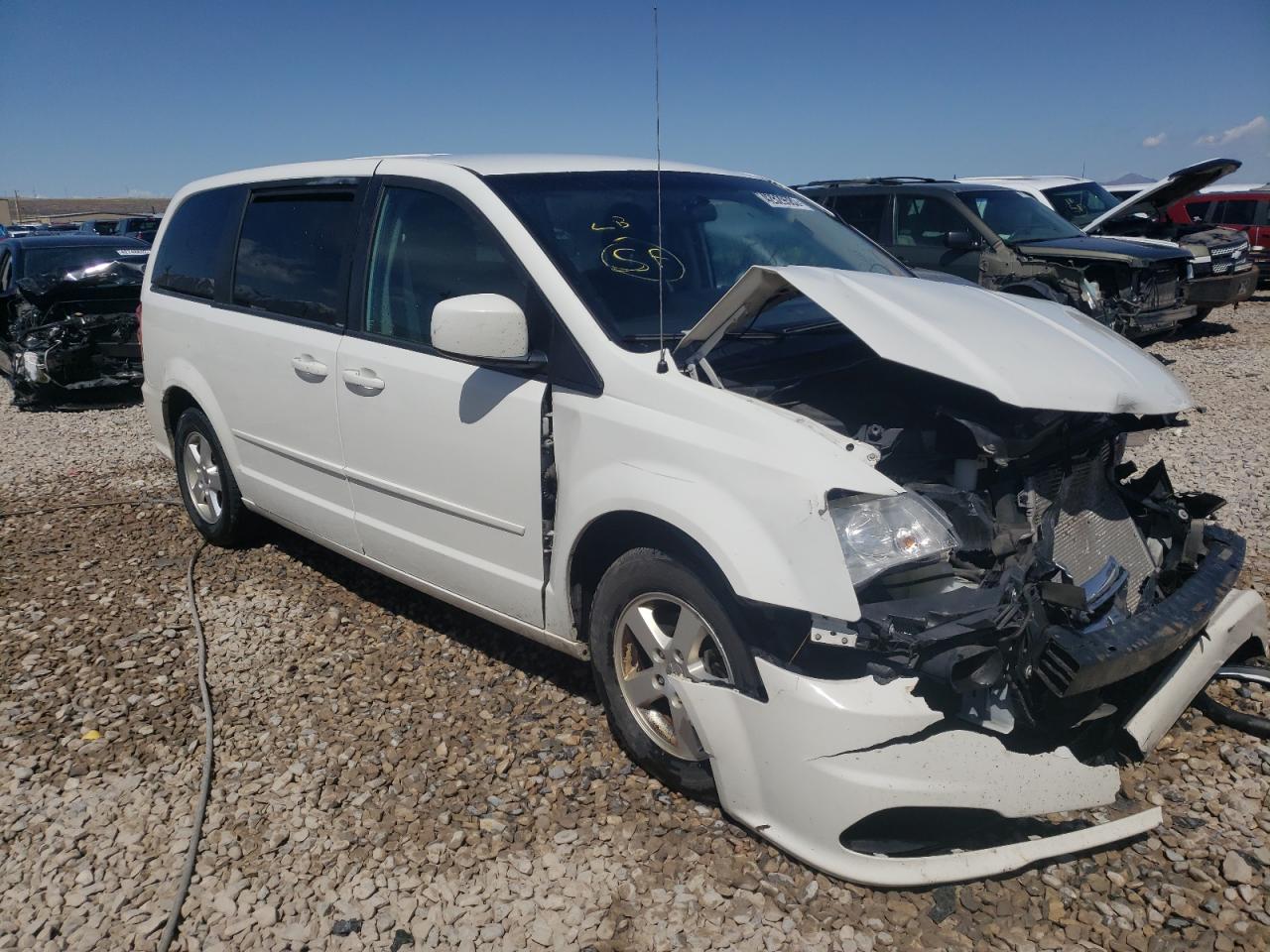 DODGE GRAND CARA 2012 with VIN 2C4RDGCG5CR395283 - Photo from auction