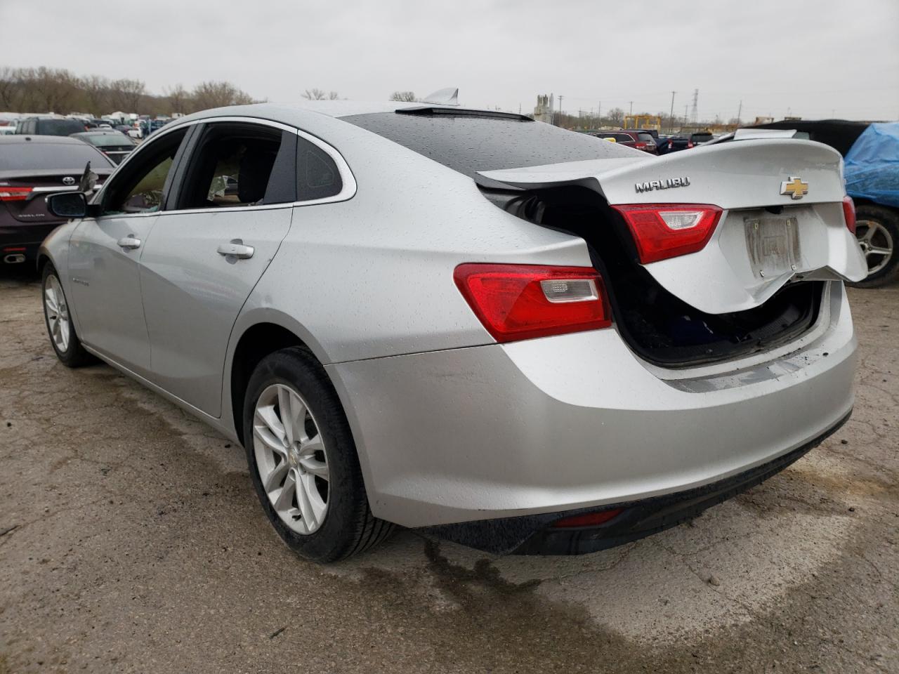 Photo 3 from auction – 2018 CHEVROLET MALIBU LT with VIN 1G1ZD5ST7JF142899