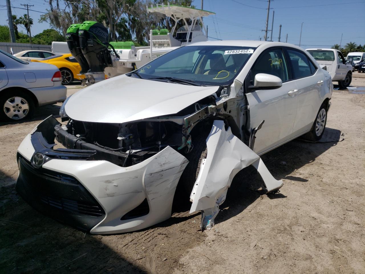 Photo 2 from auction – 2017 TOYOTA COROLLA L with VIN 5YFBURHE8HP731360