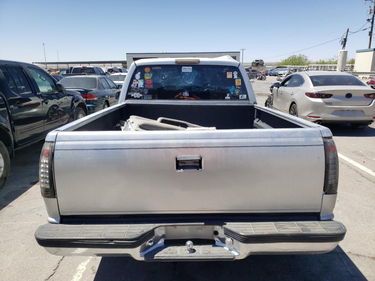 Photo 6 from auction – 1998 GMC SIERRA C15 with VIN 1GTEC14M4WZ536731