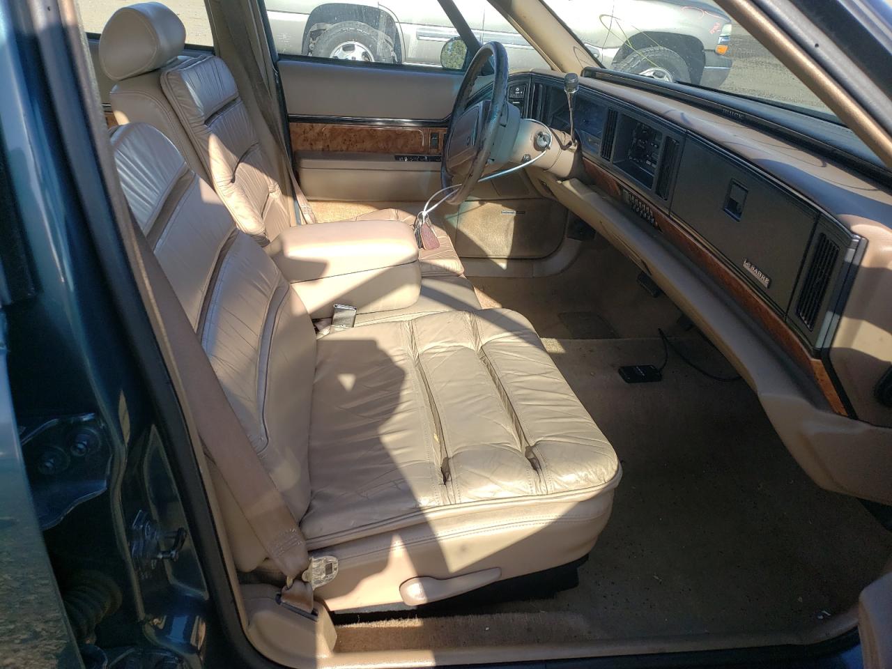 Photo 5 from auction – 1993 BUICK LESABRE LI with VIN 1G4HR53L5PH549096