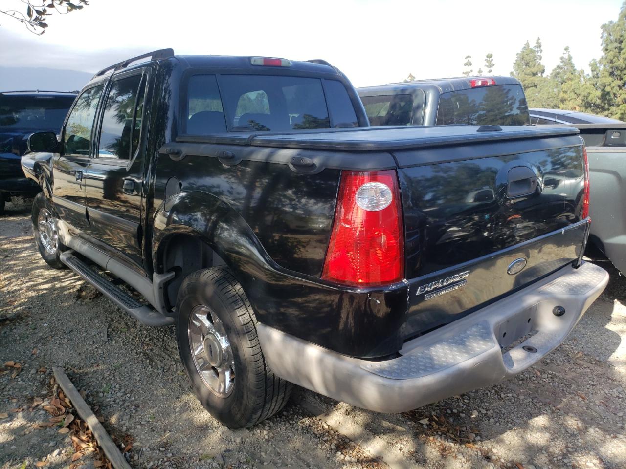 Photo 3 from auction – 2003 FORD EXPSPRTRAC with VIN 1FMZU67E13UC50954